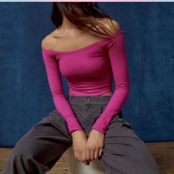 Urban Outfitters BDG Alex Off-The-Shoulder Top - Picture 3 of 4
